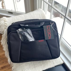 NWT triple compartment Computer Bag Codi